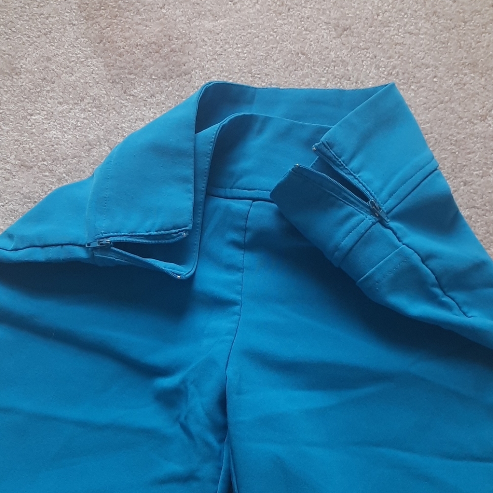 Capris - Picture 4 of 6